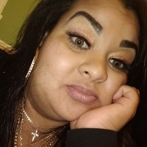 Meet your Posher, Marilyn